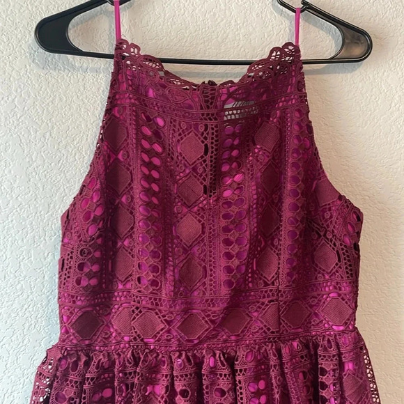 ASOS size 8 lined crochet lace midi fit and flare dress - Picture 2 of 10